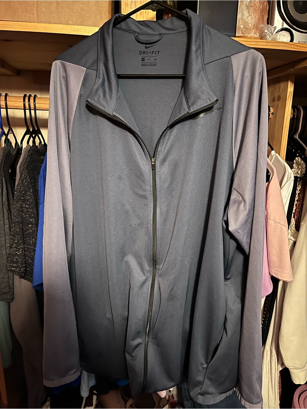 Nike Dri-FIT Full-Zip Jacket in Charcoal and Light Gray